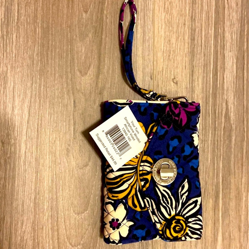 NWT Vera Bradley Smartphone Wristlet